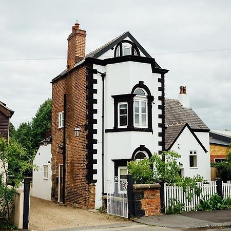 Langs Hall Leyland Exterior foto